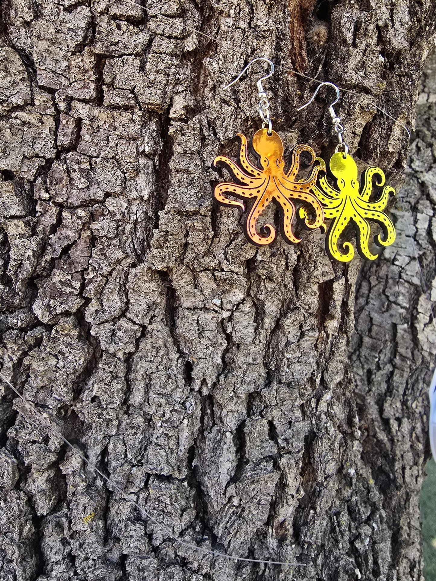 MIDNIGHT PRISM OCTOPUS | Dangle Earrings