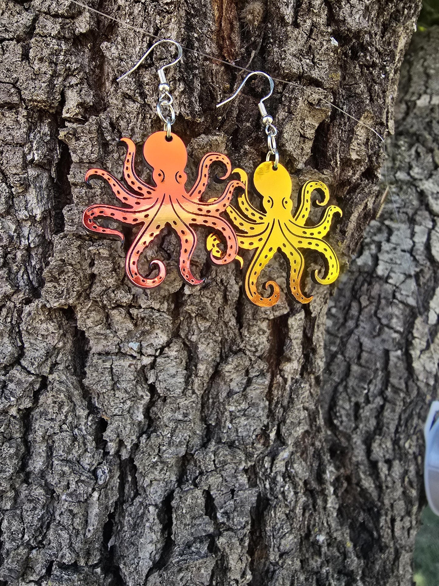 MIDNIGHT PRISM OCTOPUS | Dangle Earrings