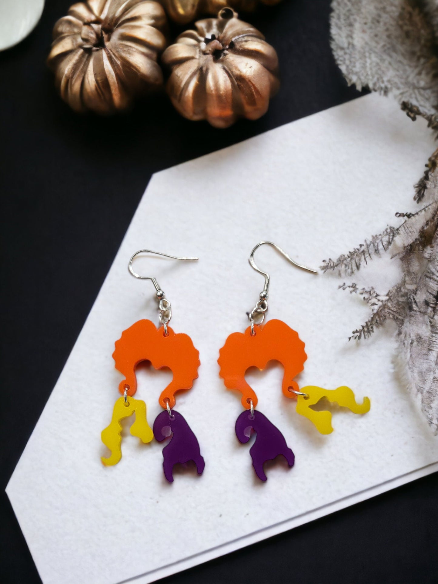 HOCUS POCUS | Dangle Earrings