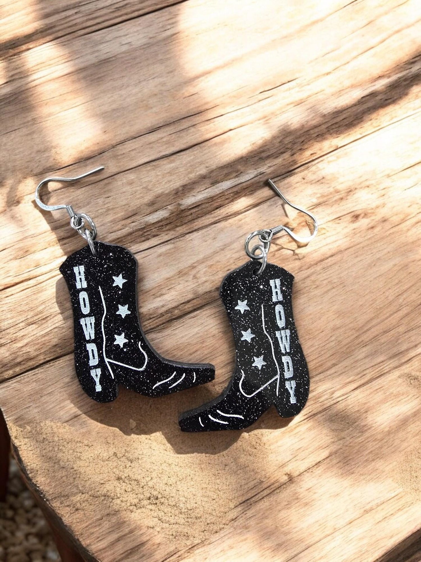 HOWDY COWBOY BOOT | Dangle Earring - rodeo, cowgirl, cowboy, howdy, western, cowboy boot earrings