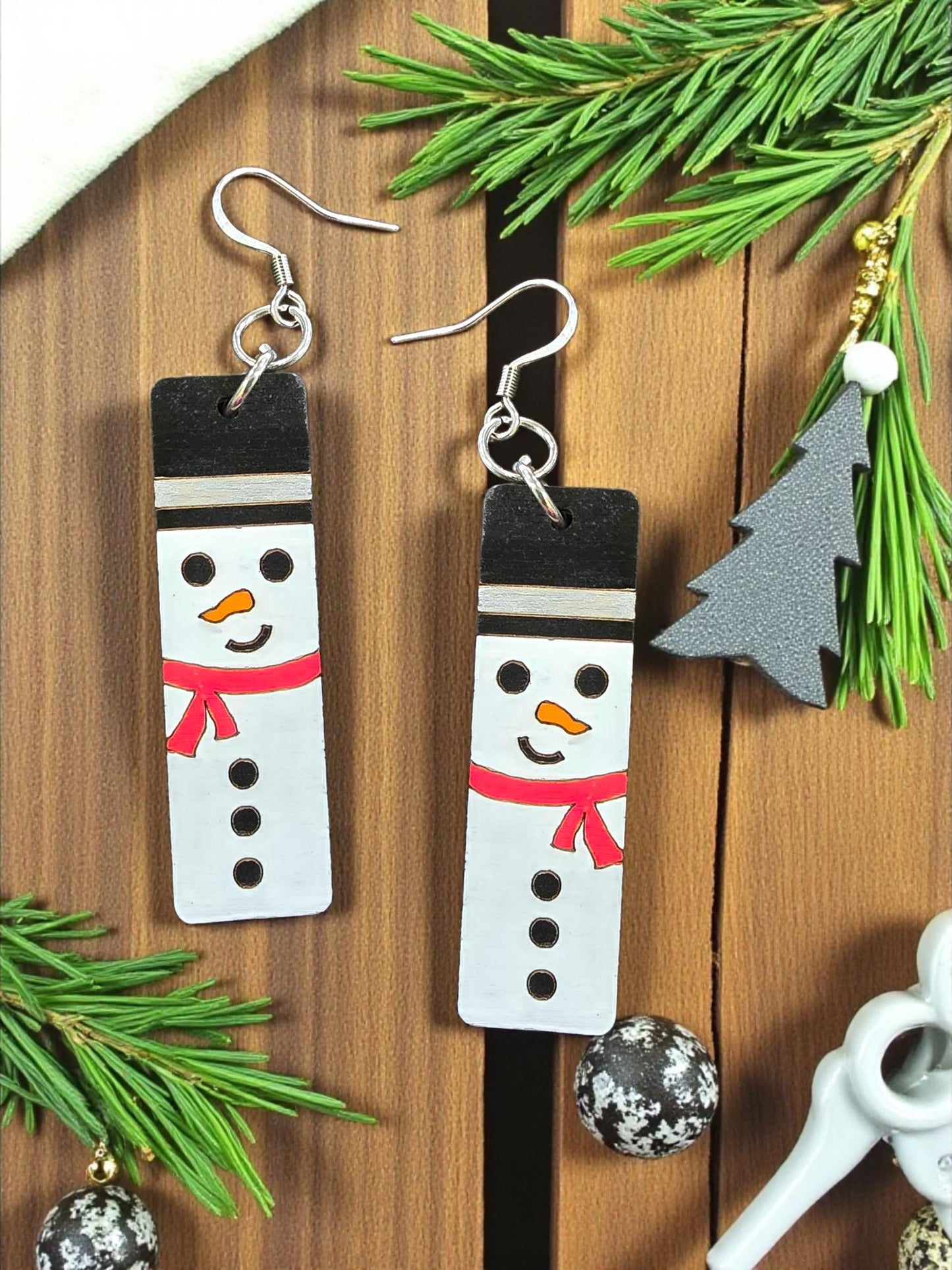 ELF or SNOWMAN BAR | Dangle Earrings